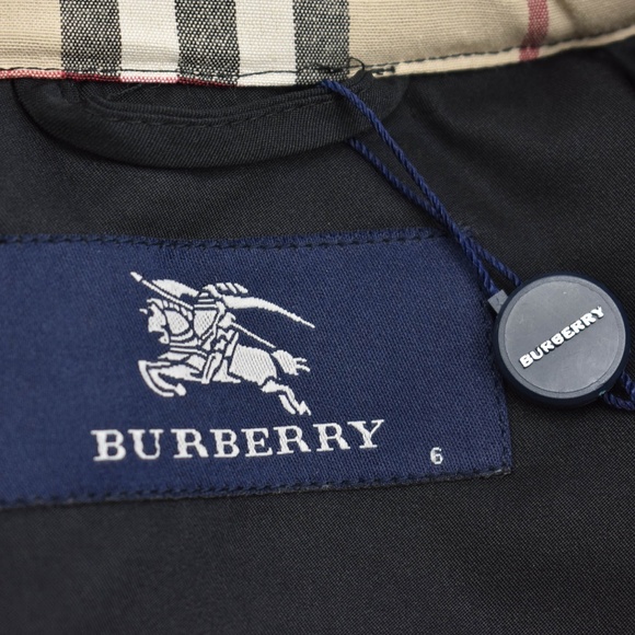 BURBERRY Black, Logo & "Nova Check" Jacket - Picture 8 of 8